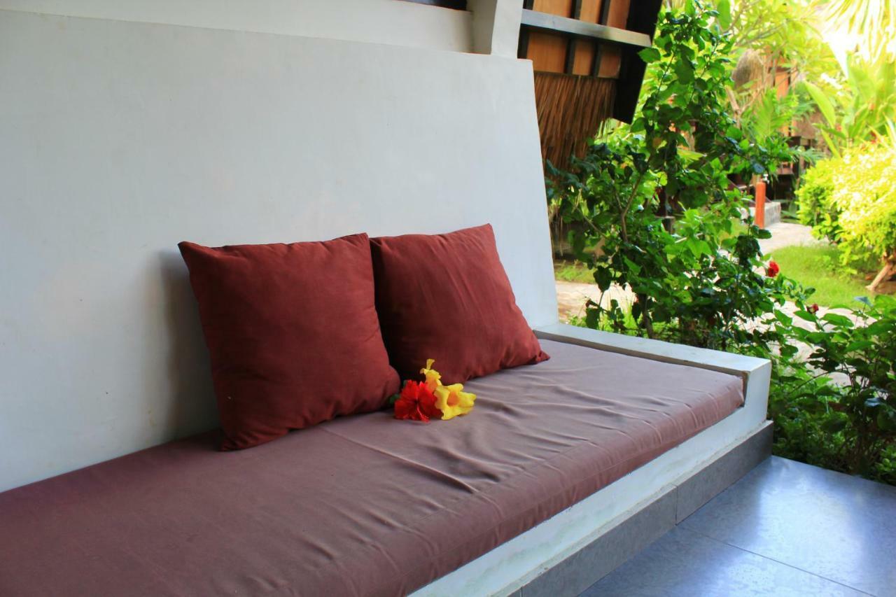 Turtle Beach Hotel Gili Air Exterior foto